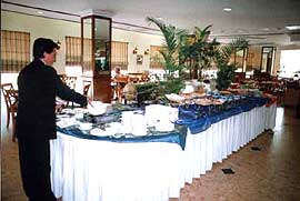 Hotel Monorom Holiday Villa Restaurant